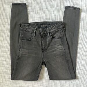 American Eagle Outfitters Gray Distressed Super Stretch  Skinny Jeans